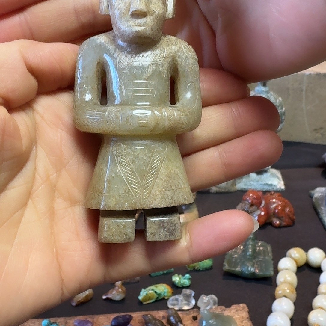 张***部和田玉未镶嵌挂件