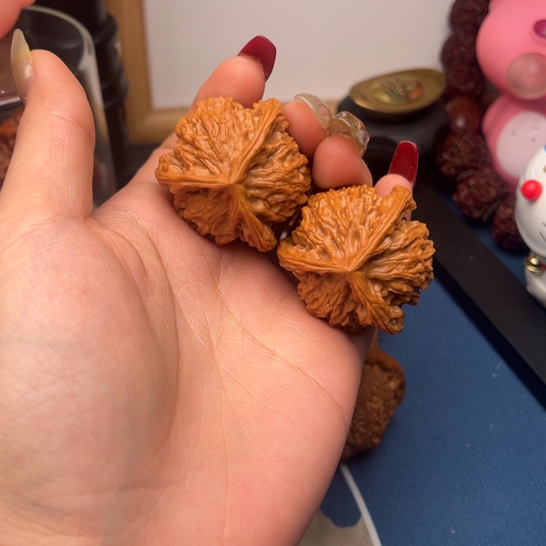 文玩核桃把件36盘山三棱