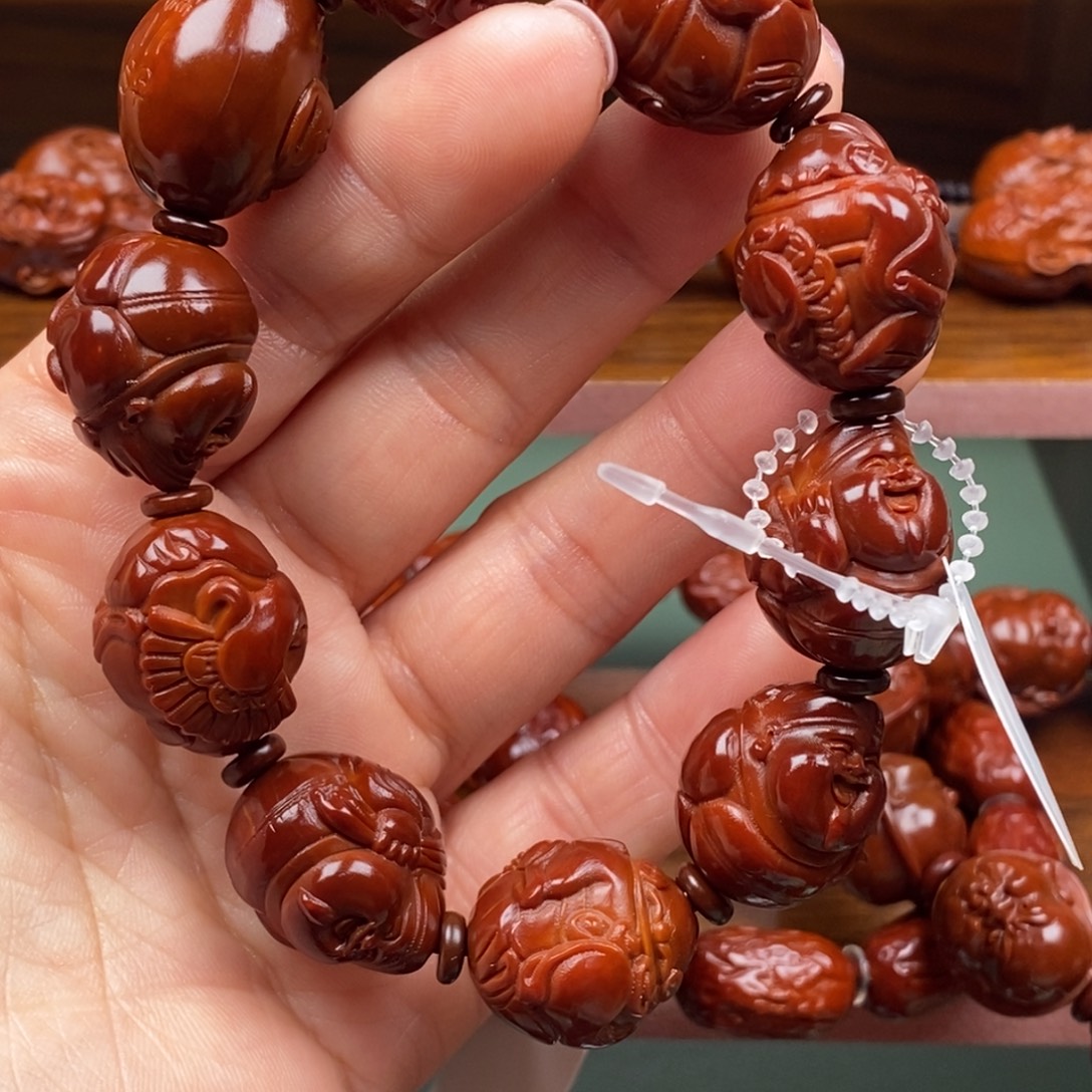 林***步木质橄榄核回血直播间