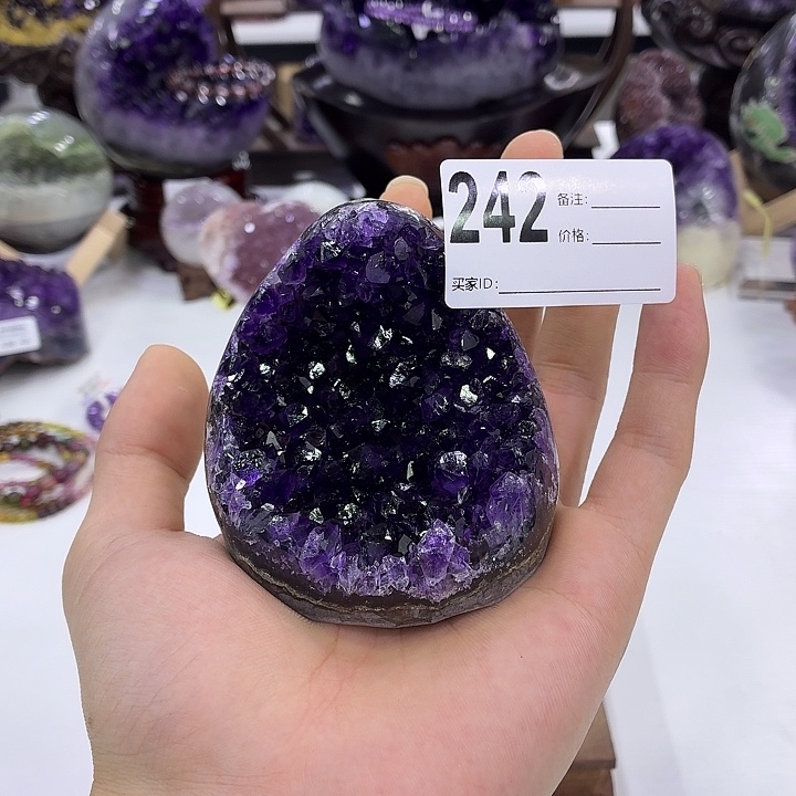 未镶嵌大型摆件（非配饰）水晶