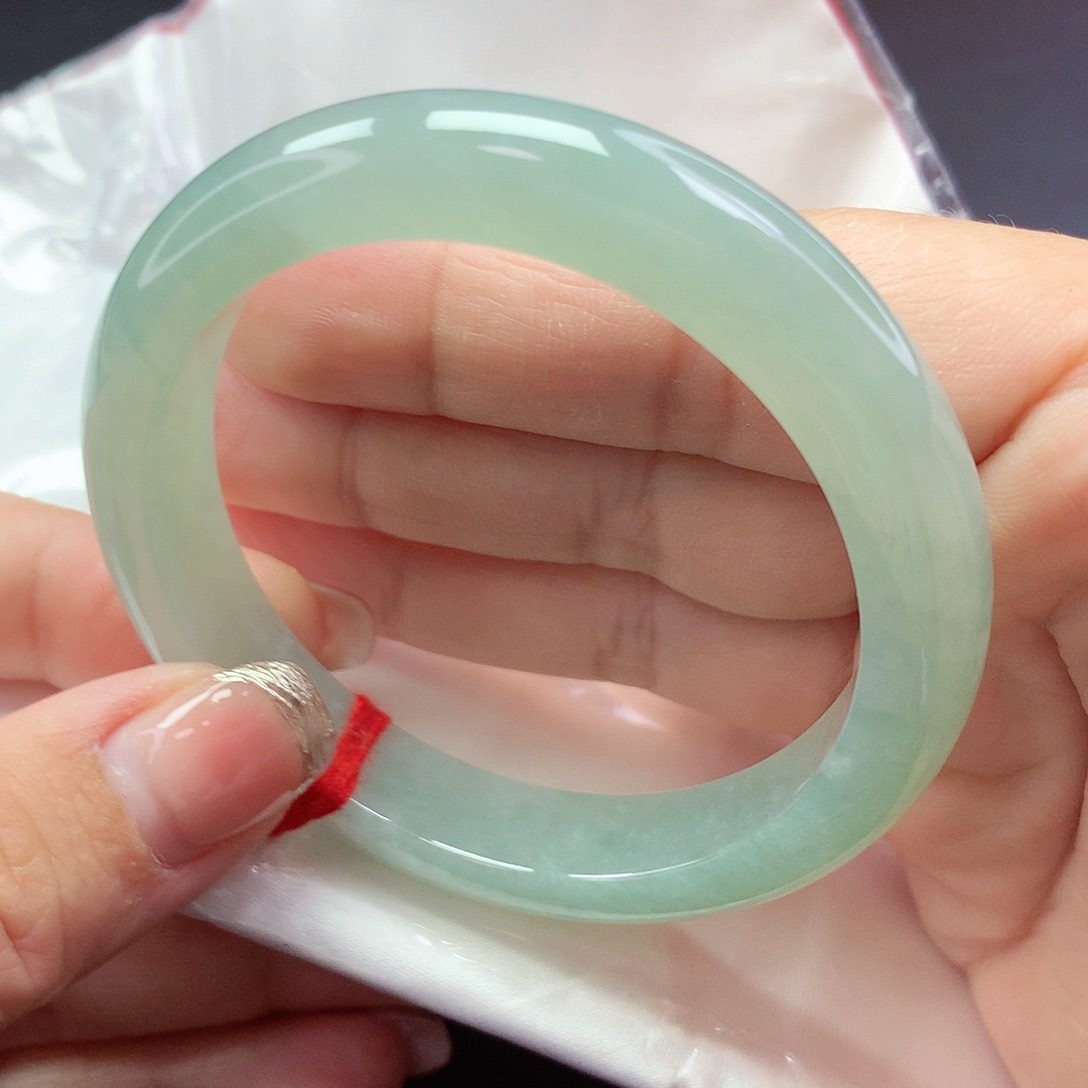 【闪购商品】翡翠手镯未镶嵌a 063000