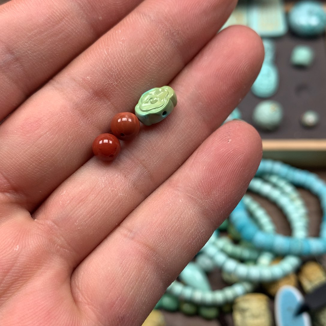 南红玛瑙雕刻未镶嵌