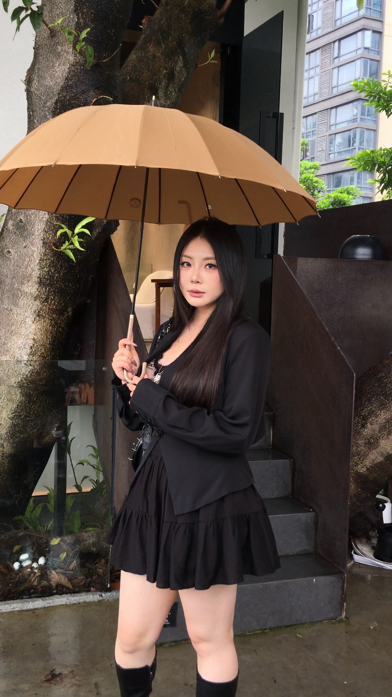 【大小姐】“爱豆角色卡”老钱松弛感优雅收腰西装蕾丝拼接背心连衣裙