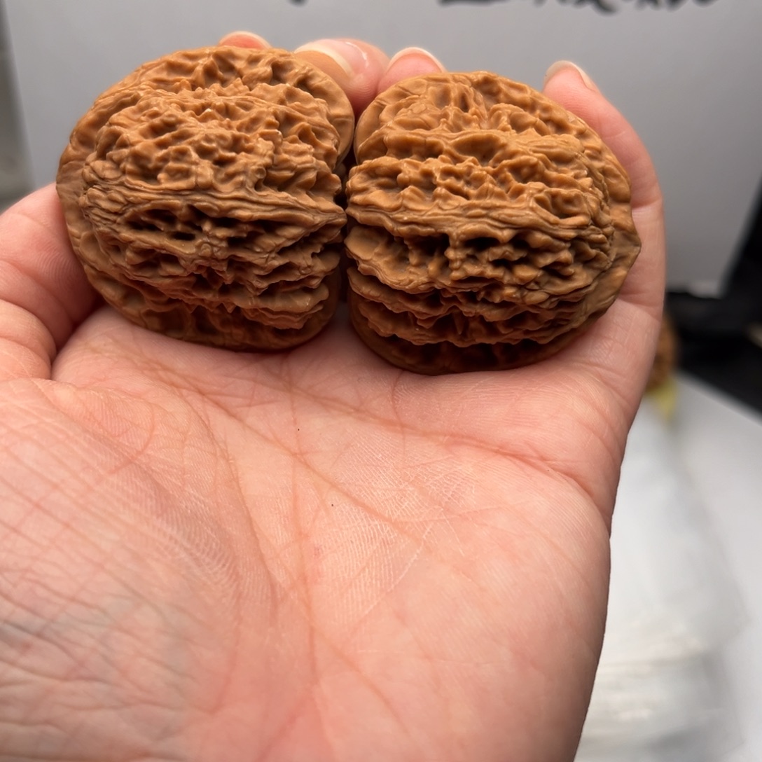 文玩核桃吊坠南疆40