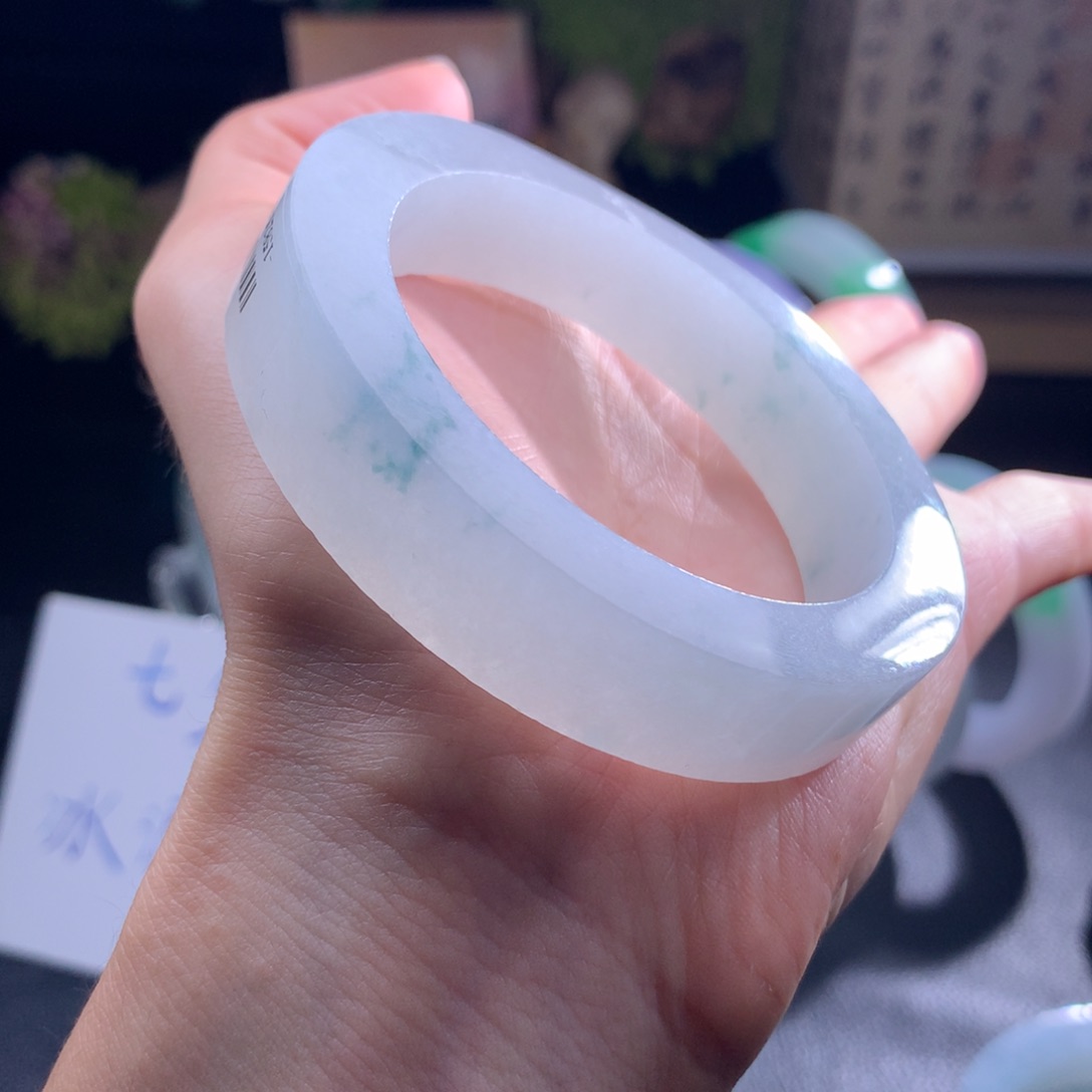 未镶嵌翡翠定制翡翠