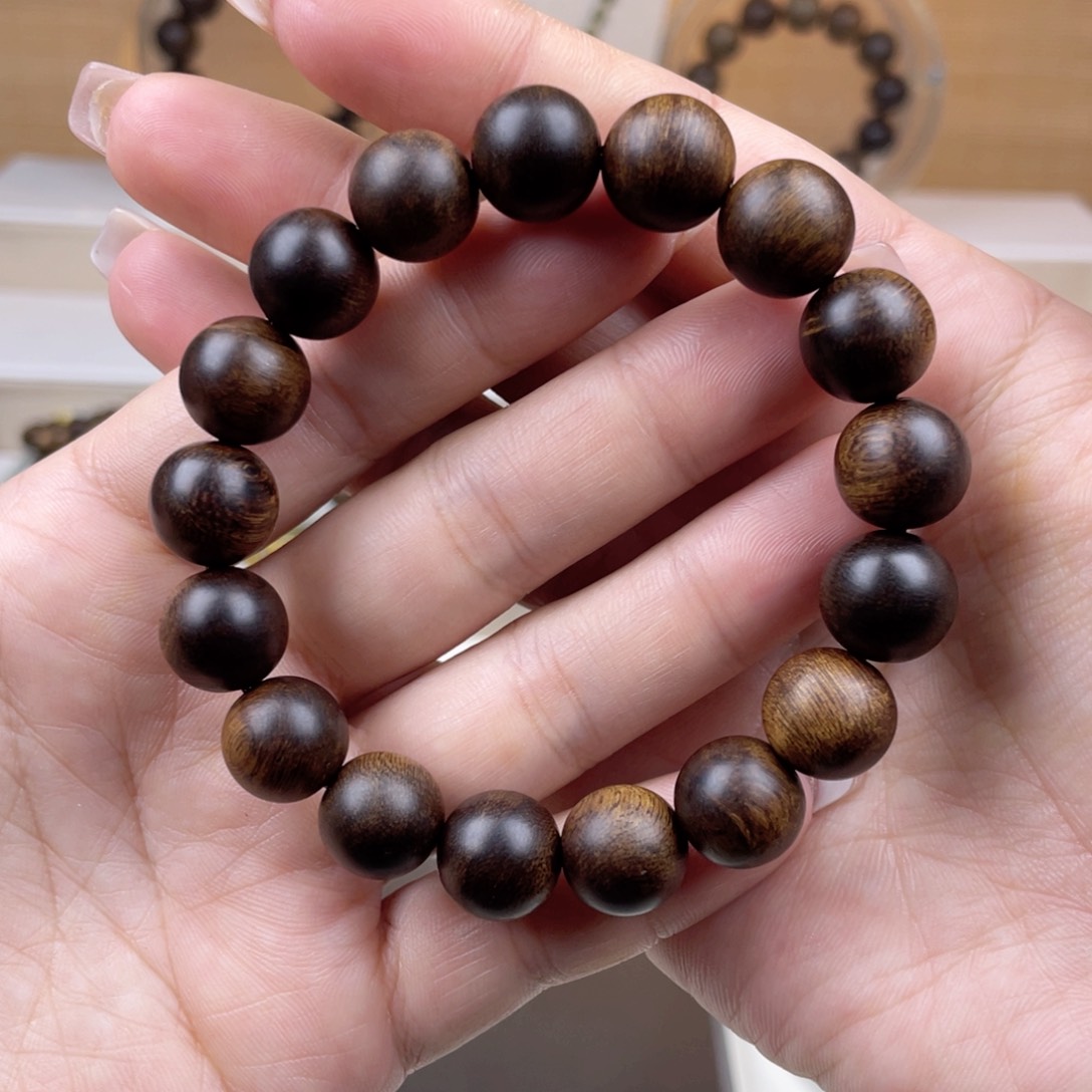 沉香手串龍*越南芽庄白棋楠留疤