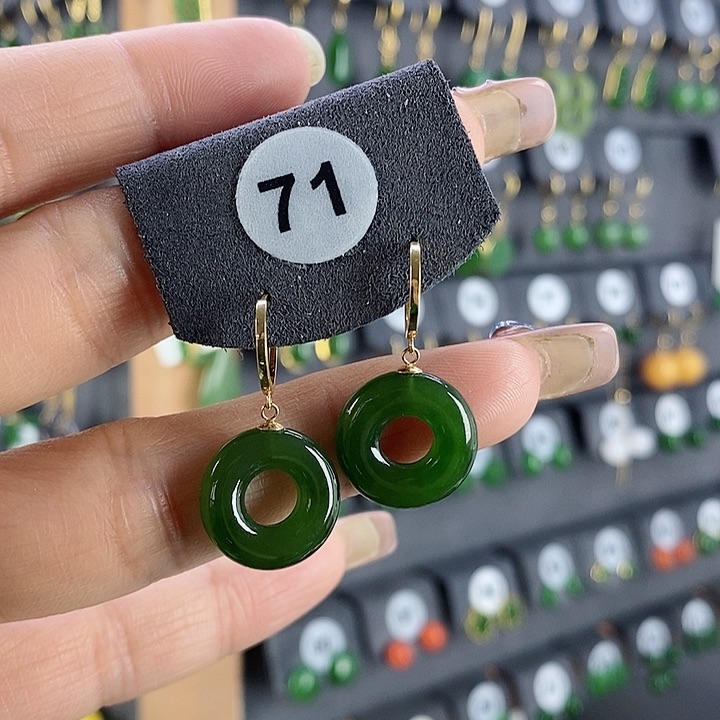 和田玉耳饰18K金镶嵌