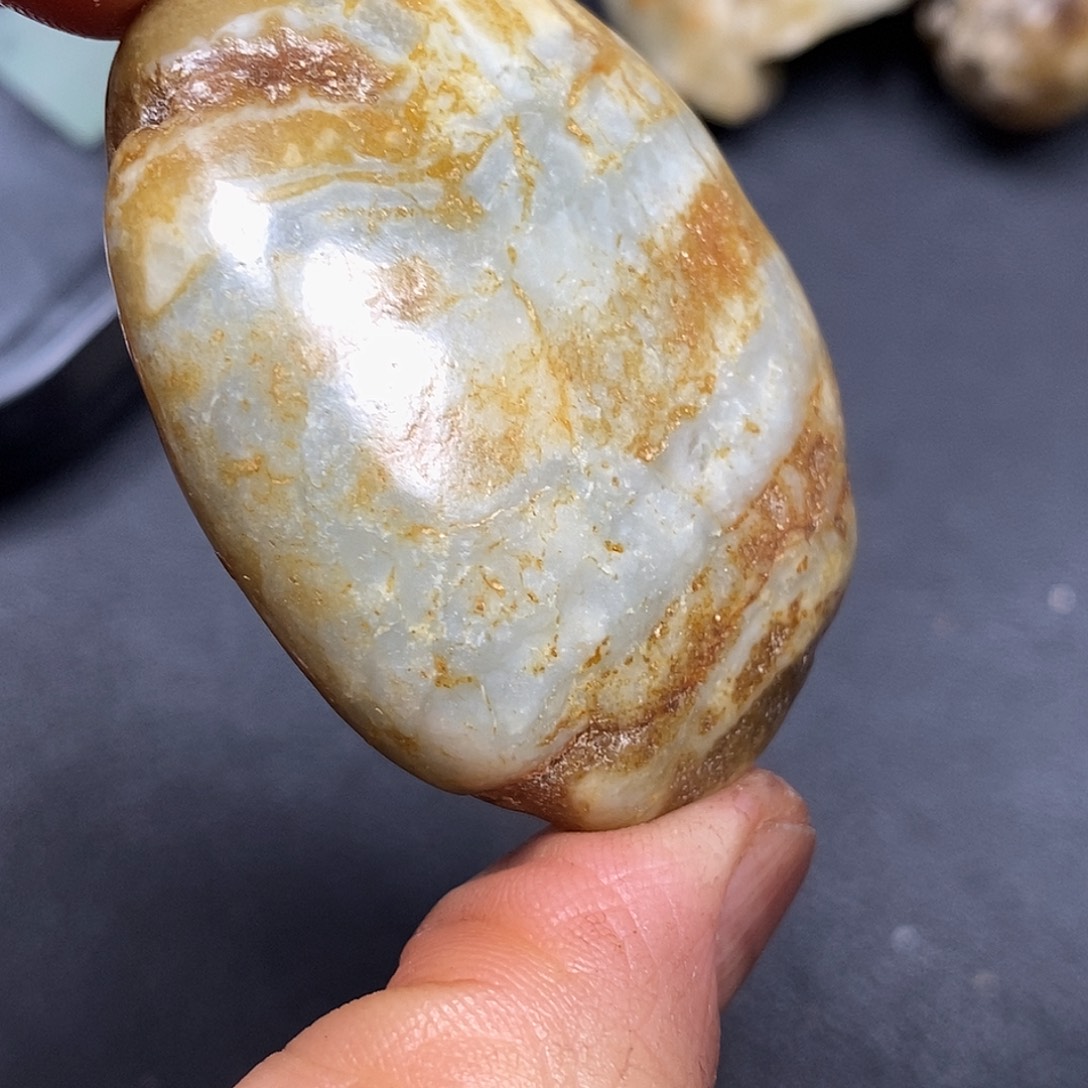 和田玉未镶嵌珠宝奇石