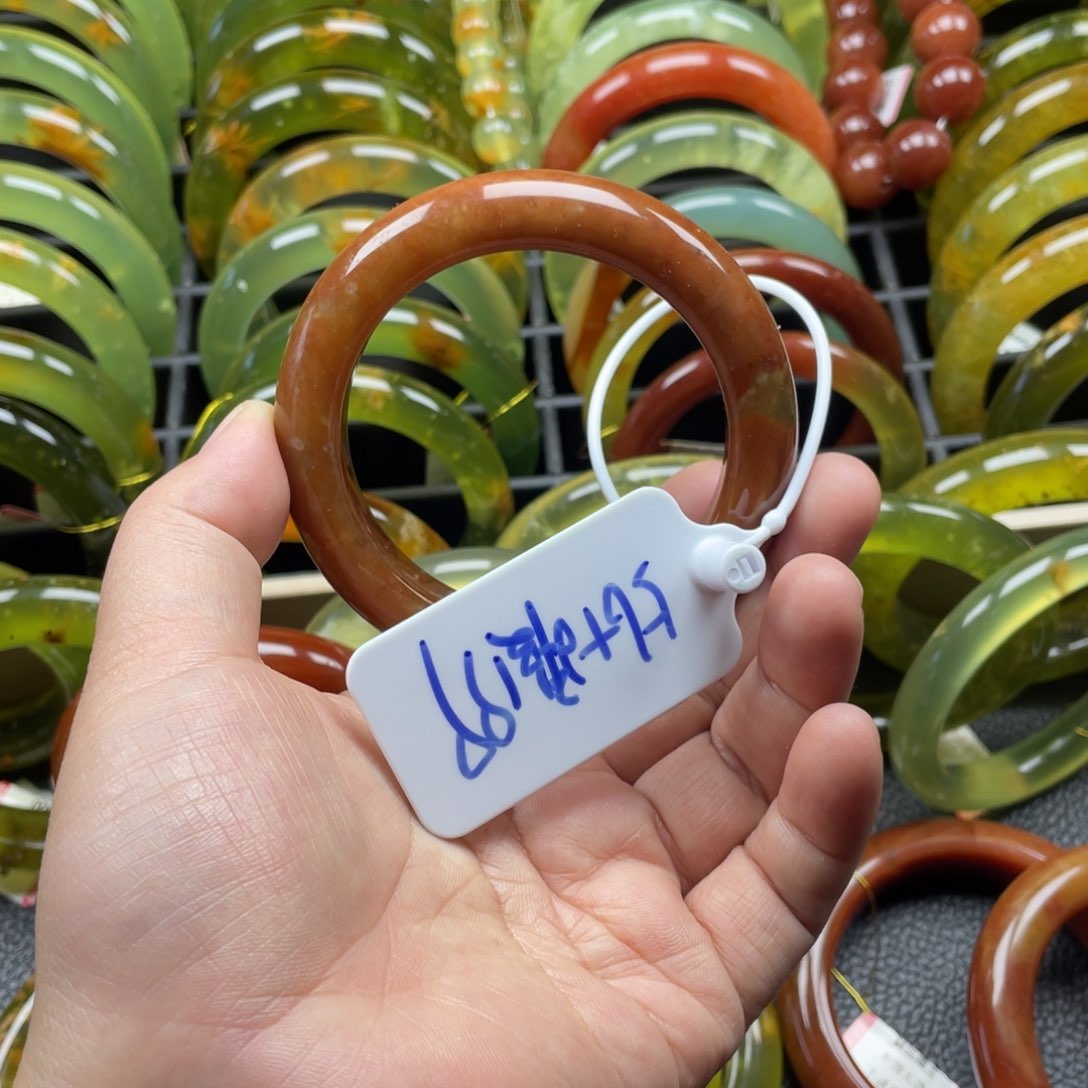 未镶嵌蛇纹石玉手镯有裂手镯特价不退不换