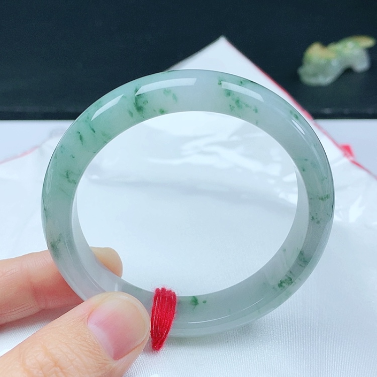 【闪购商品】翡翠手镯未镶嵌天然翡翠手镯