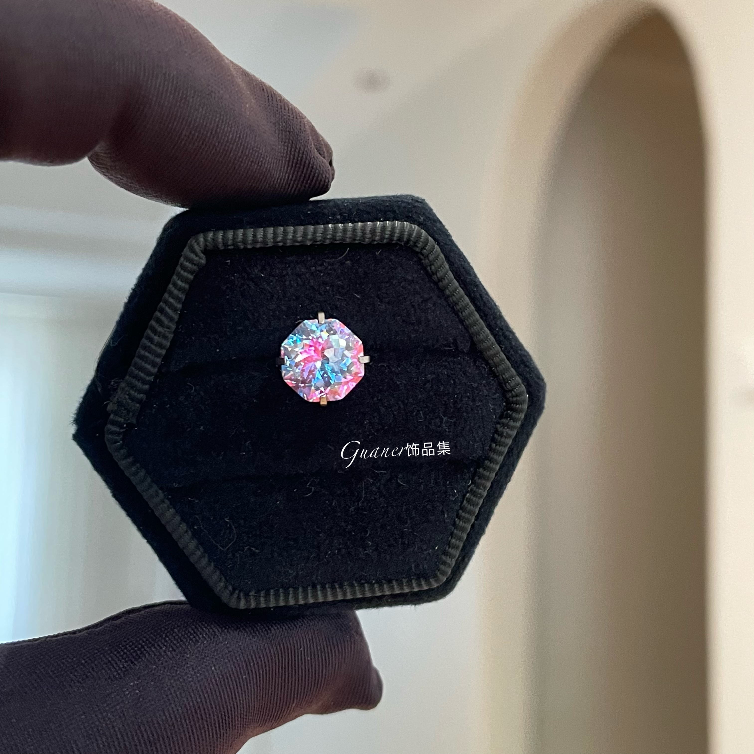 钛钢合成锆石耳饰 爆闪手捧花 8mm双色精致单钻超闪耳蜗耳垂钉