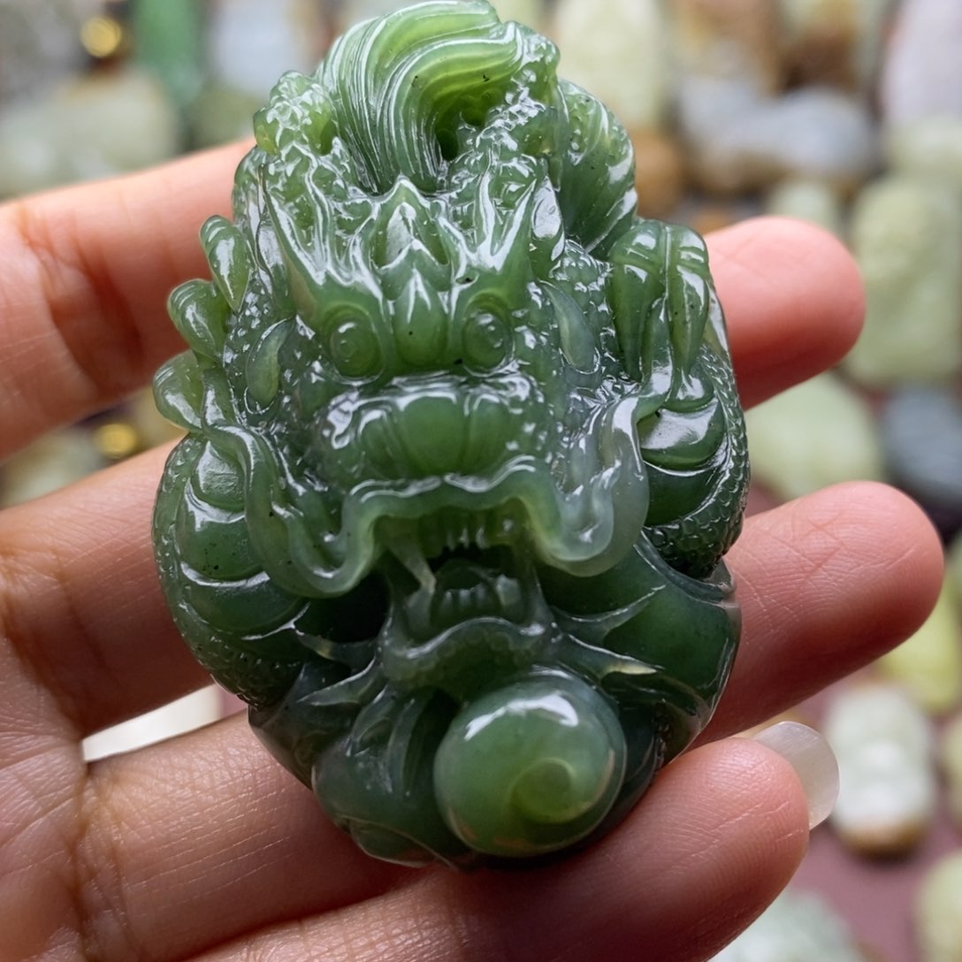 和田玉（糖玉）未镶嵌颈饰