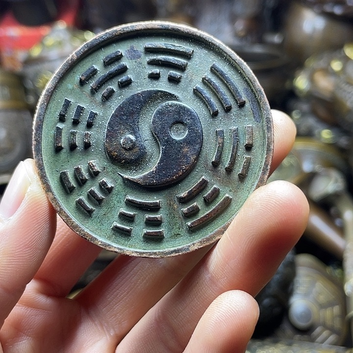 全是铜铜铜器铜器