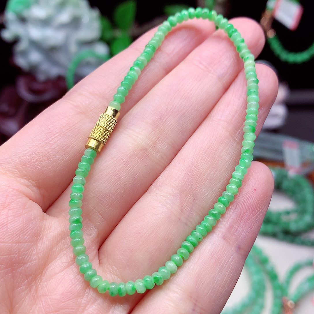 翡翠未镶嵌手链翡翠