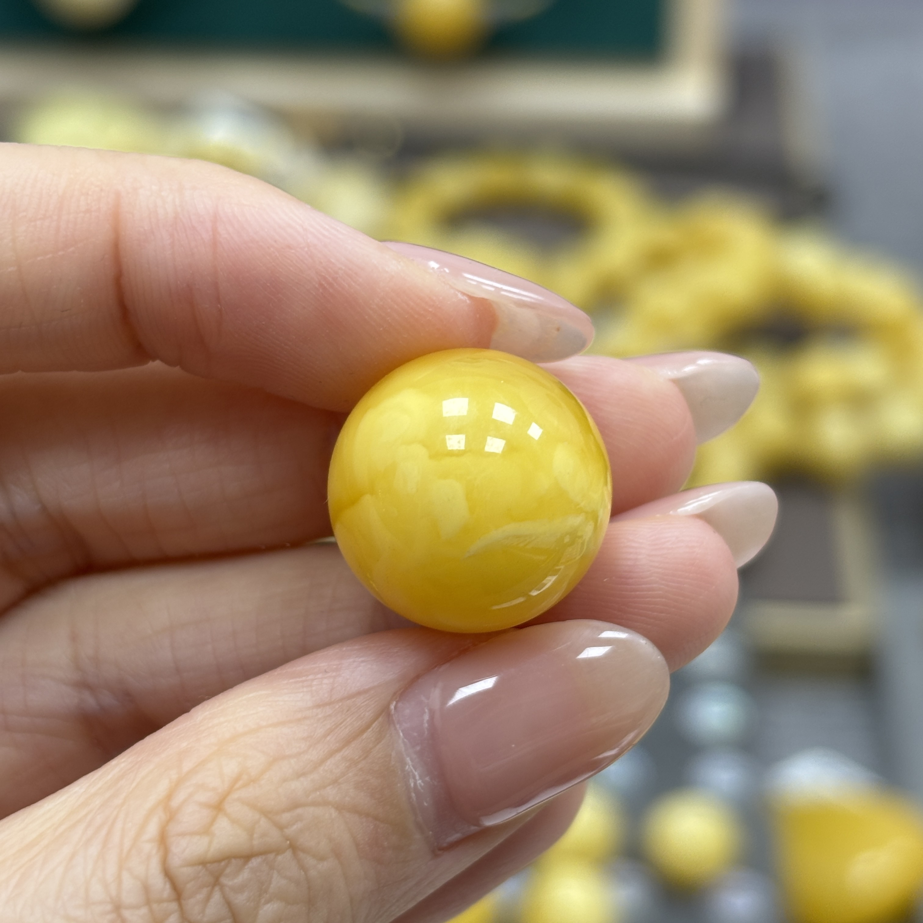 17.0mm 小妖珠宝天然原矿琥珀蜜蜡