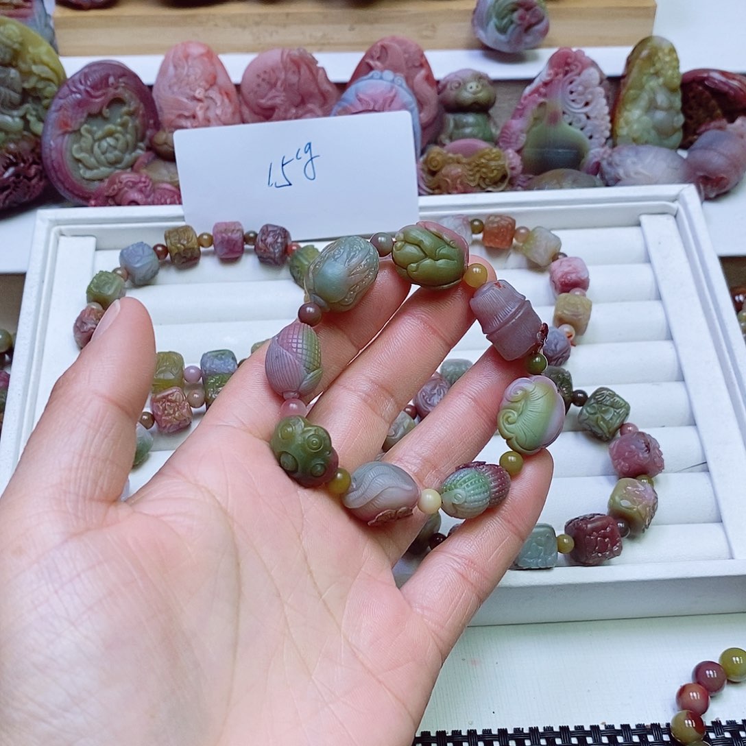 玛瑙/玉髓盐源玛瑙手串未镶嵌