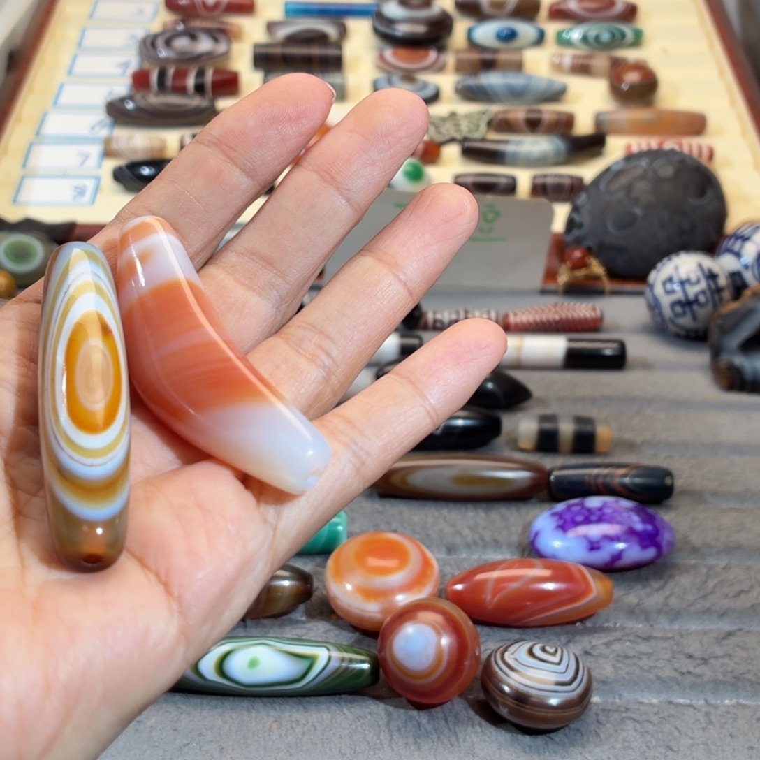 丁***当玛瑙/玉髓合金颈饰