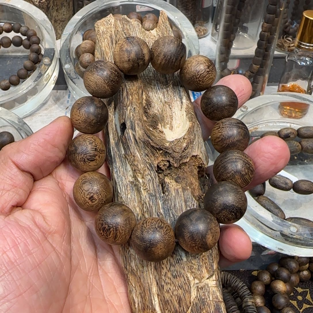 沉香沉香碎屑无***武11111111111111111