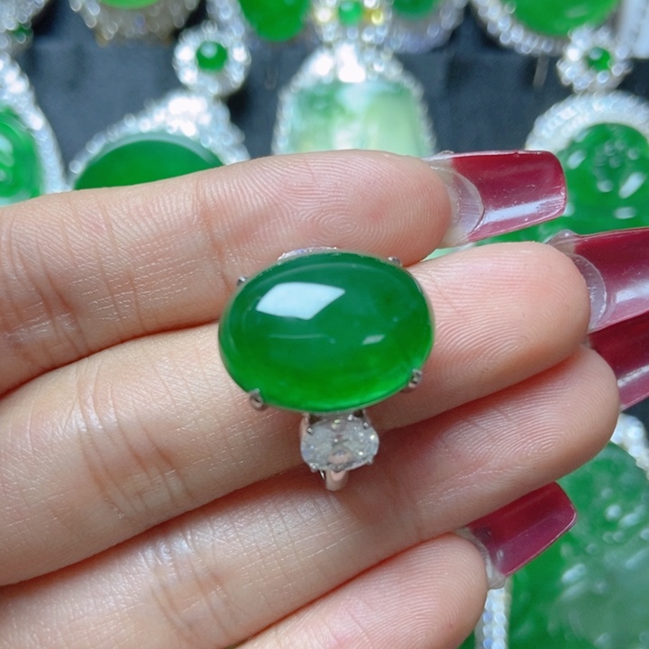 翡翠颈饰18K金镶嵌1859159。