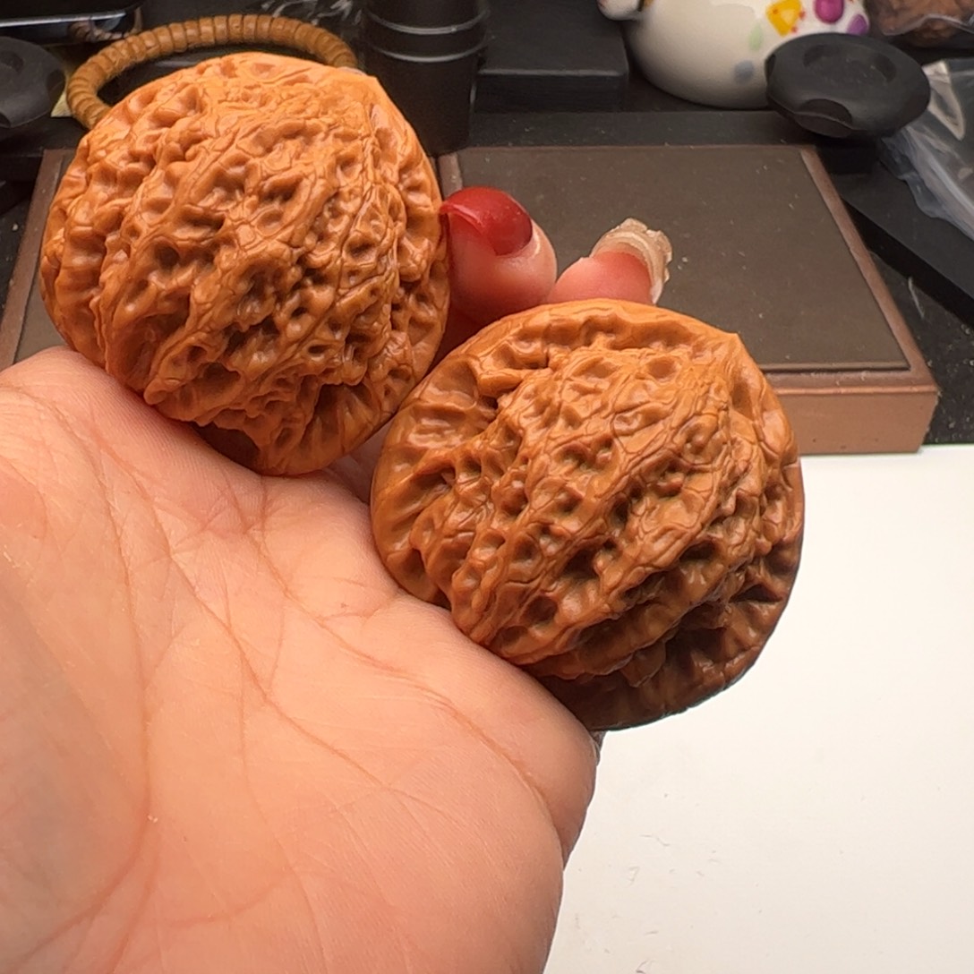 文玩核桃吊坠滢金公子