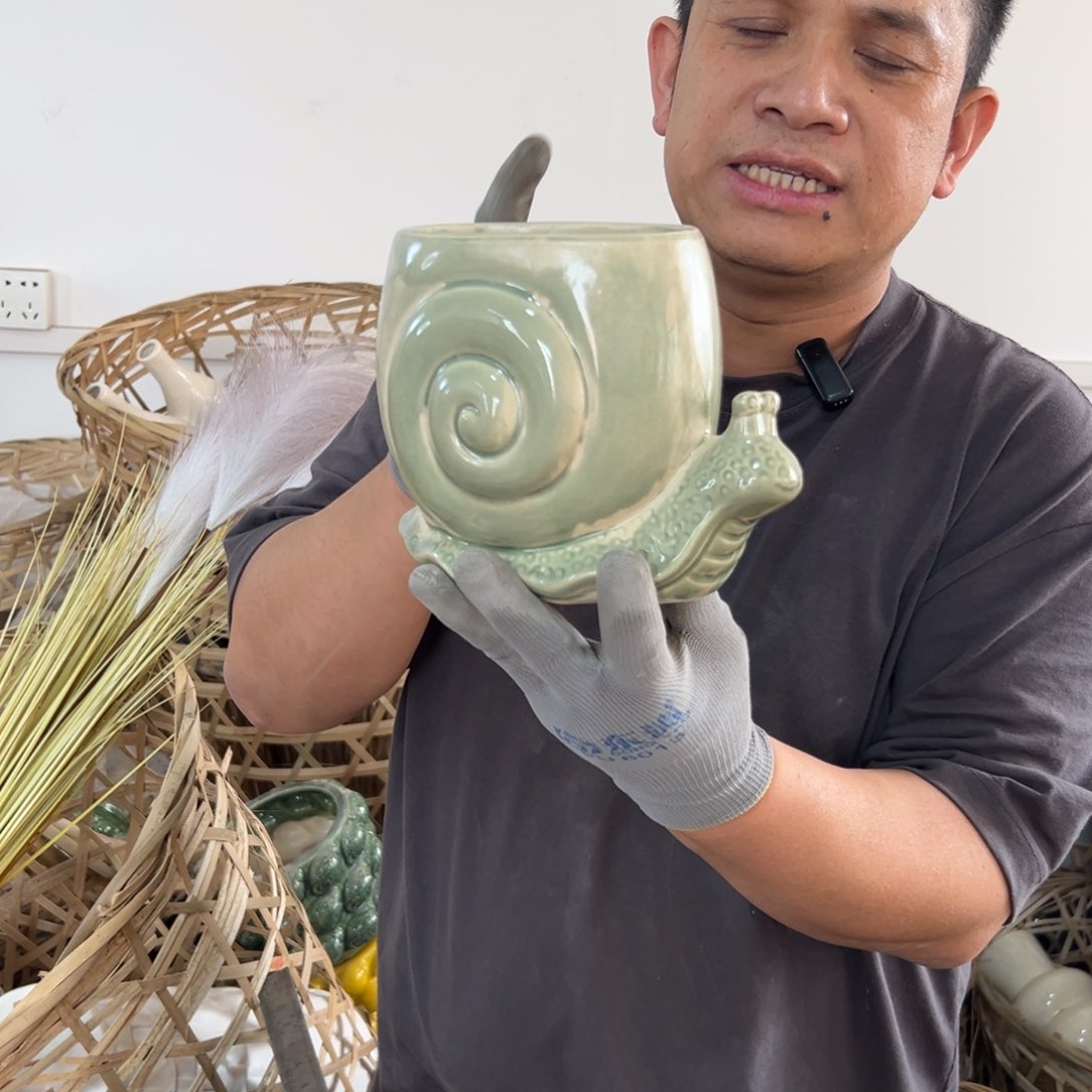 摆件95 号高中低温工艺瓶（部分微瑕）