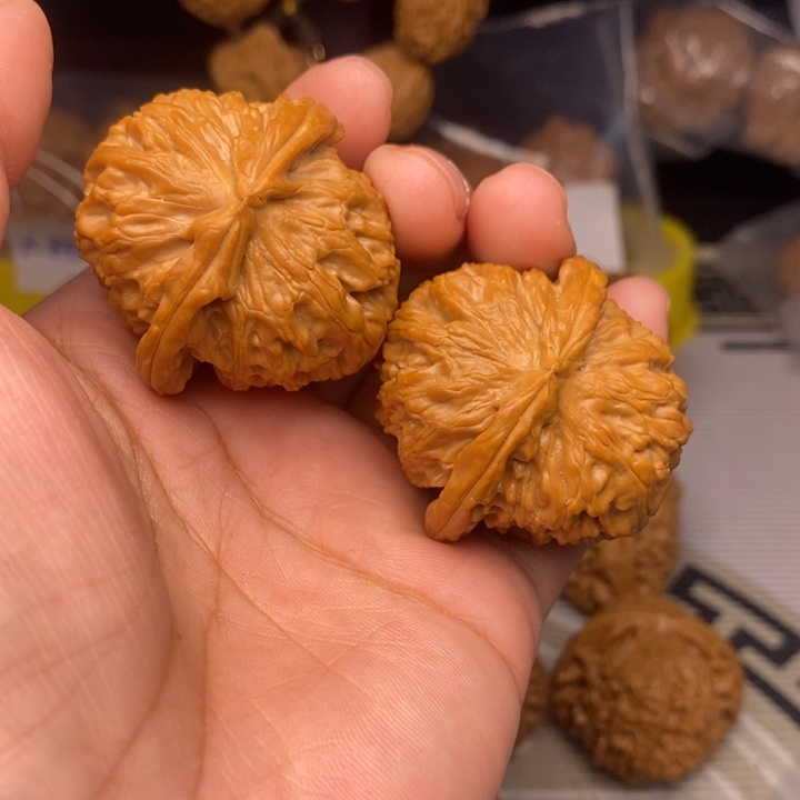 把件桃核醉*颜白狮子头40