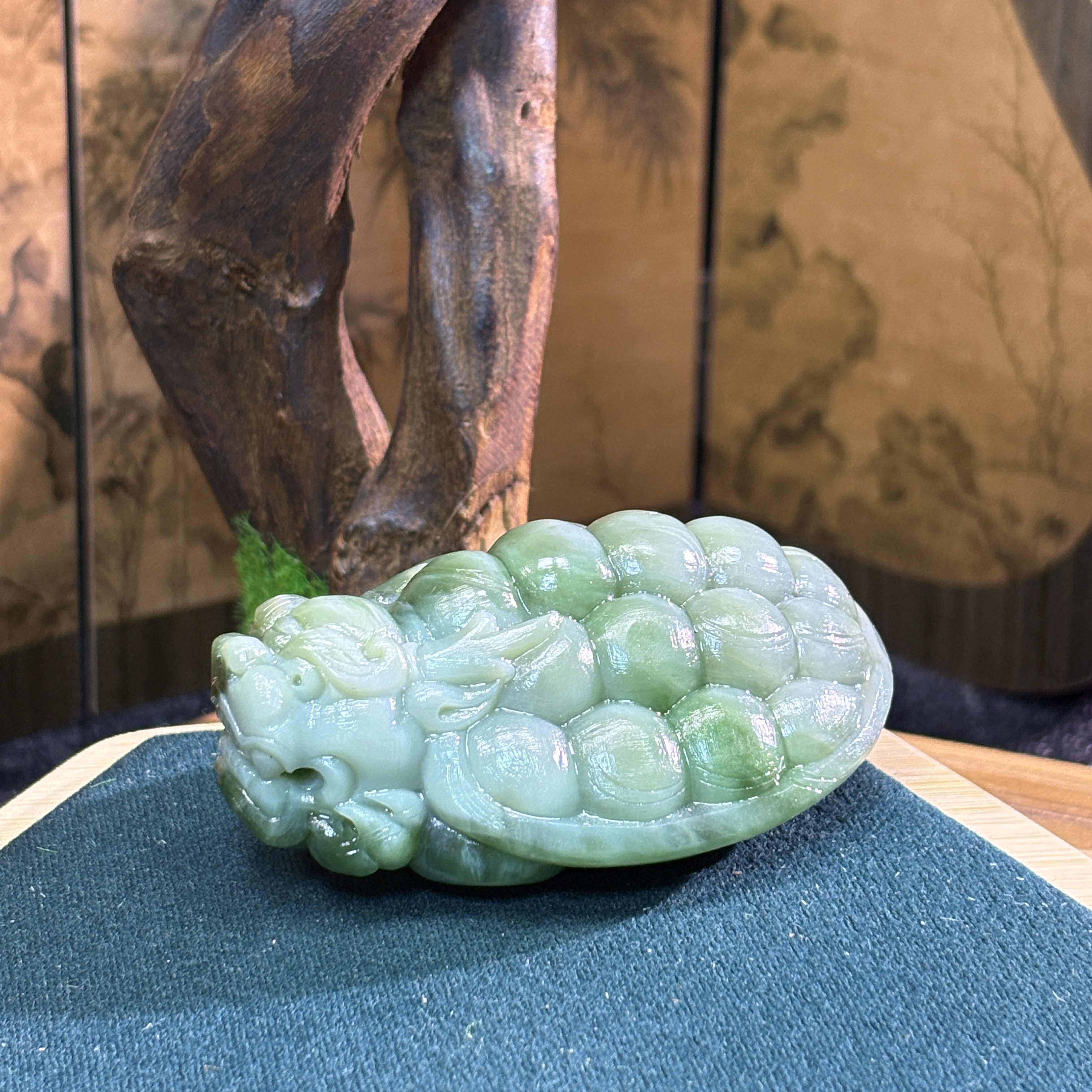 【闻渊珠宝】lg007天然和田玉碧玉龙龟把件（拍一发一）