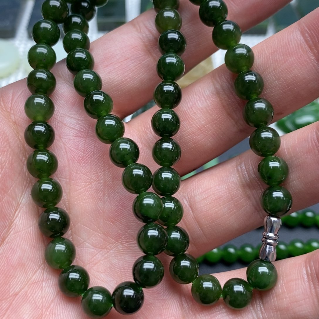 和田玉（碧玉）未镶嵌项链