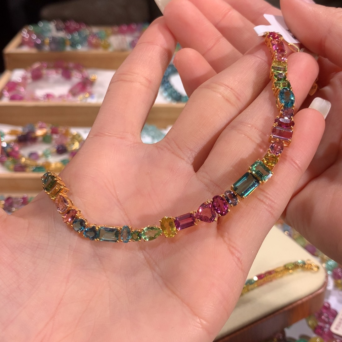 碧玺多样性发货一件18K金镶嵌小****u