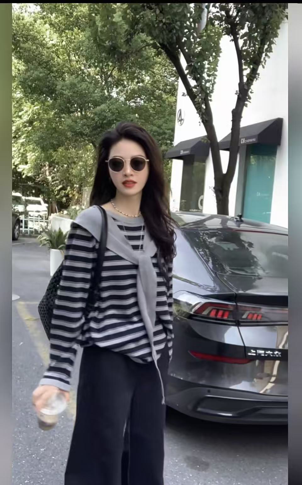 早秋韩系氛围感穿搭撞色条纹披肩两件套长袖针织衫女宽松显瘦上衣