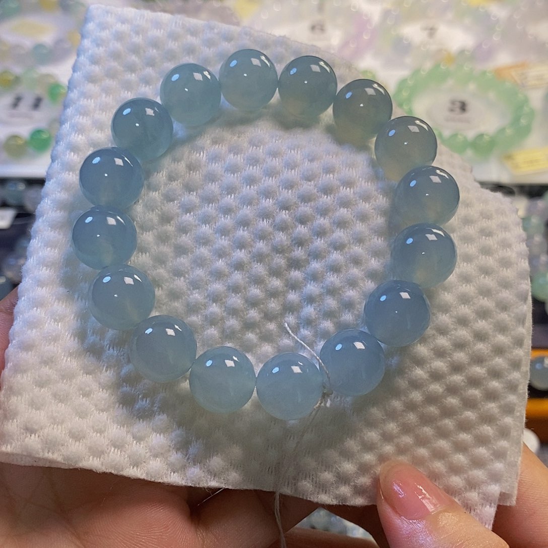 未镶嵌定制翡翠翡翠.