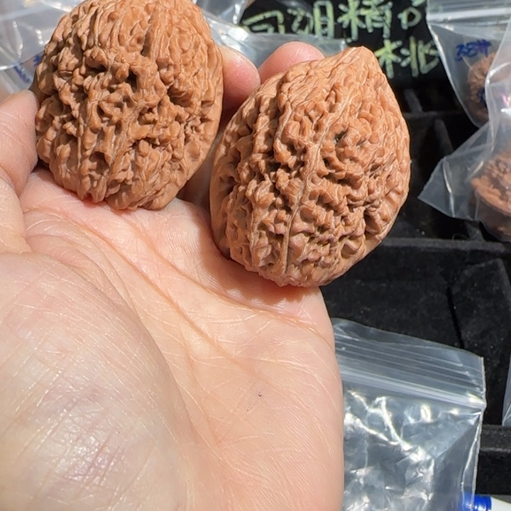 小***家文玩核桃吊坠大蒜头38