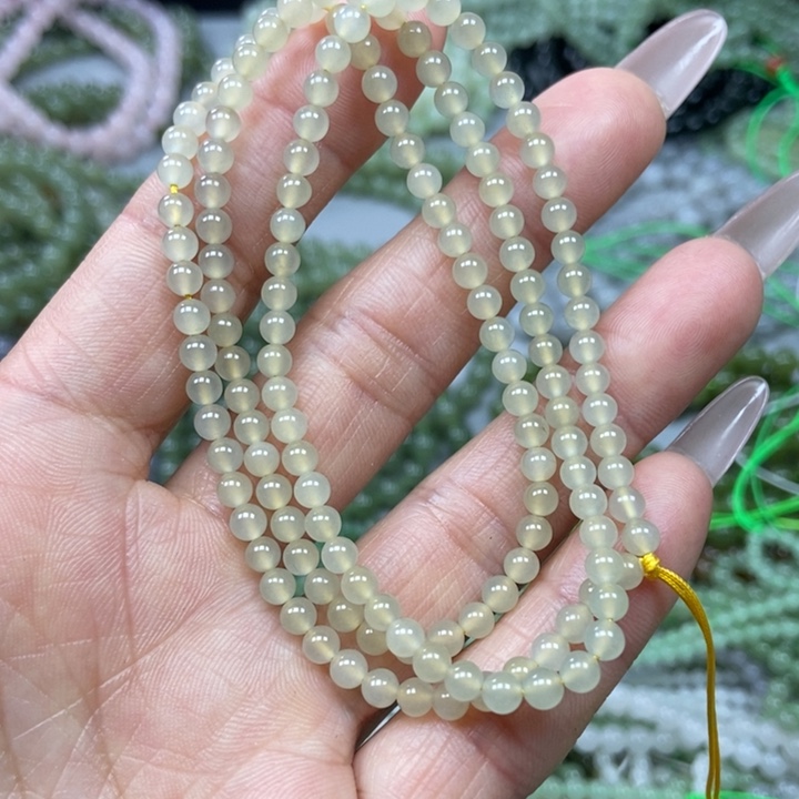 和田玉颈饰未镶嵌4