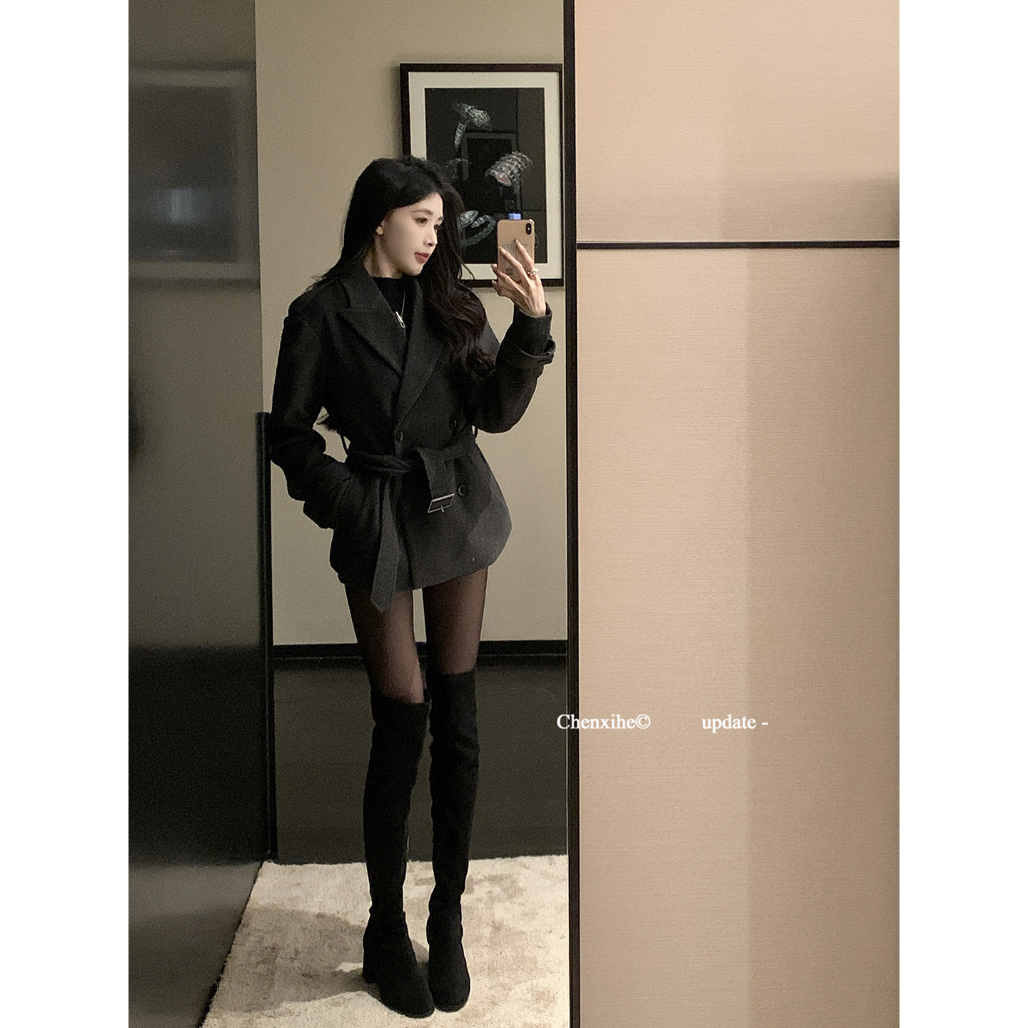 何晨曦  "三重暖绒科技"系带收腰显瘦内里加绒呢大衣外套 T1251W