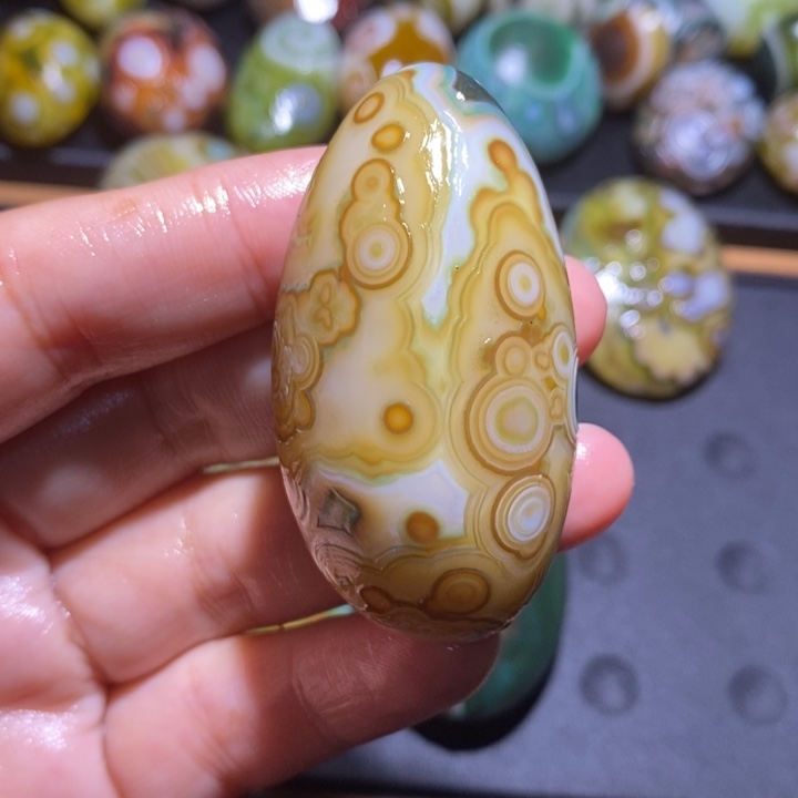 未镶嵌玛瑙/玉髓珠宝半成品94