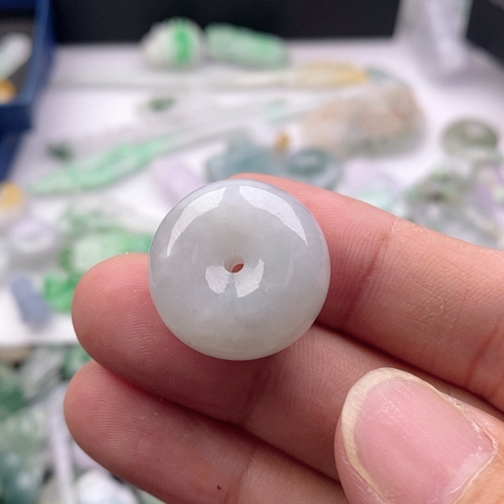 食***客翡翠未镶嵌吊坠(不含链)