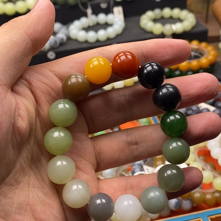 和田玉未镶嵌手链