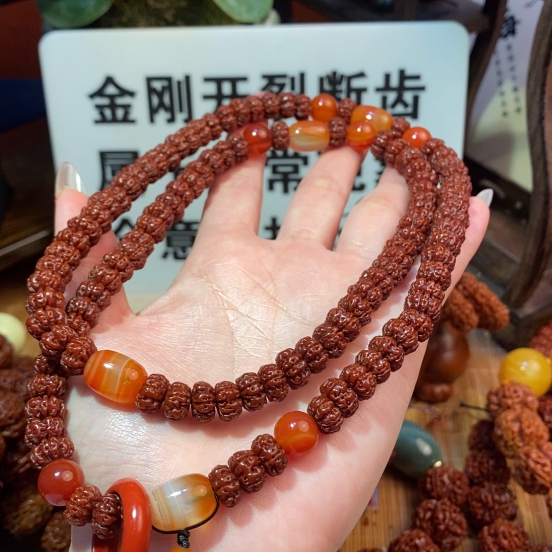 金刚菩提手串9双面。    配饰。 