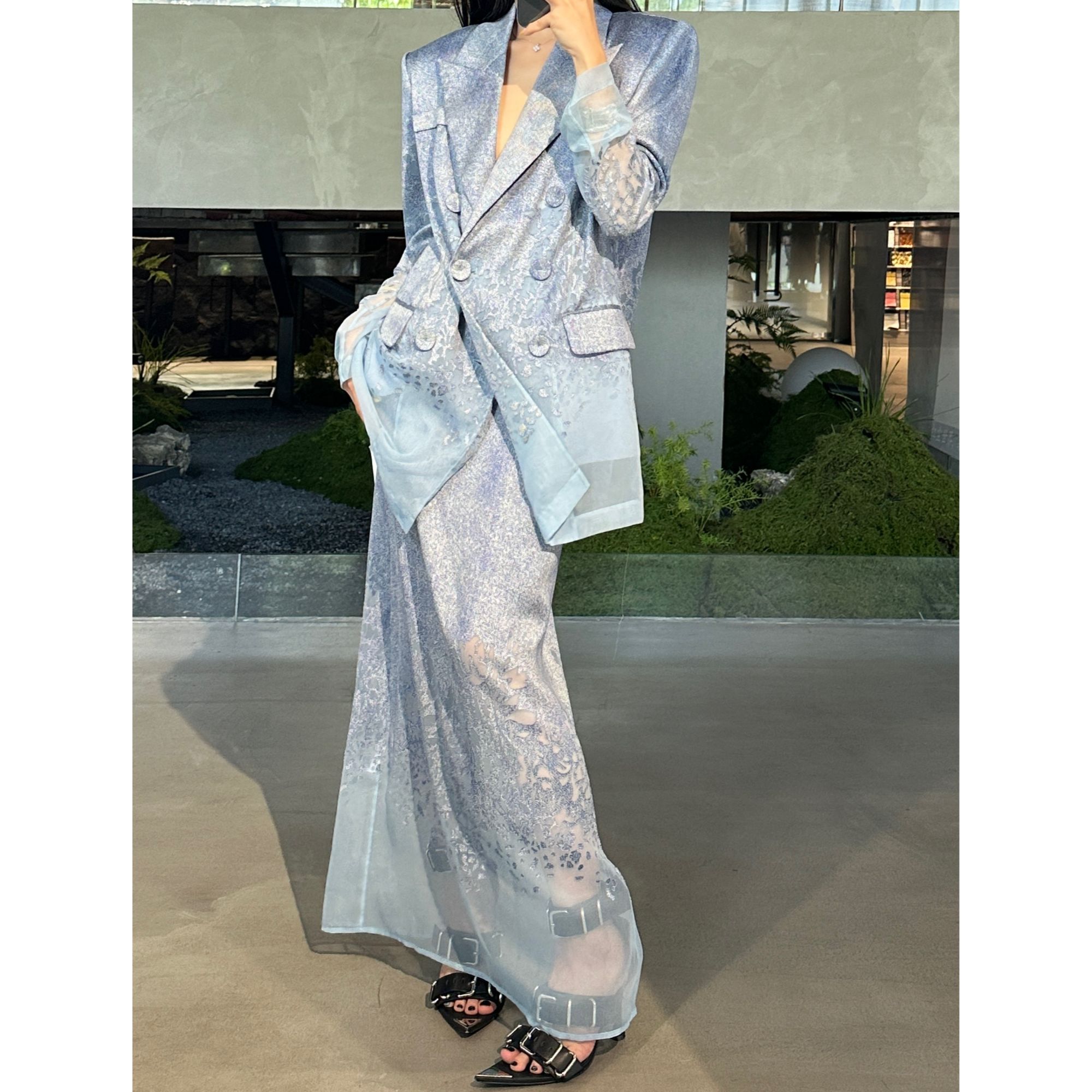 IATABOU出品2025年春夏新品定位烧花裙冰凉透气长裙