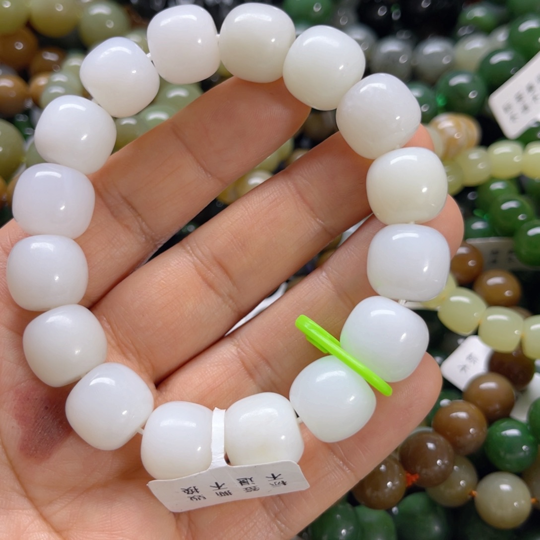 未镶嵌手链和田玉