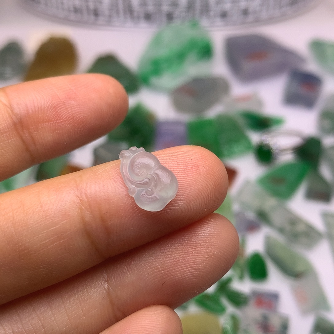 定制翡翠未镶嵌天然翡翠定制