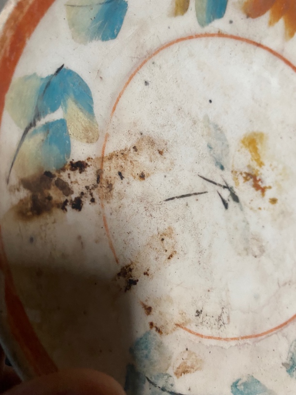 瓷器一个残破物件