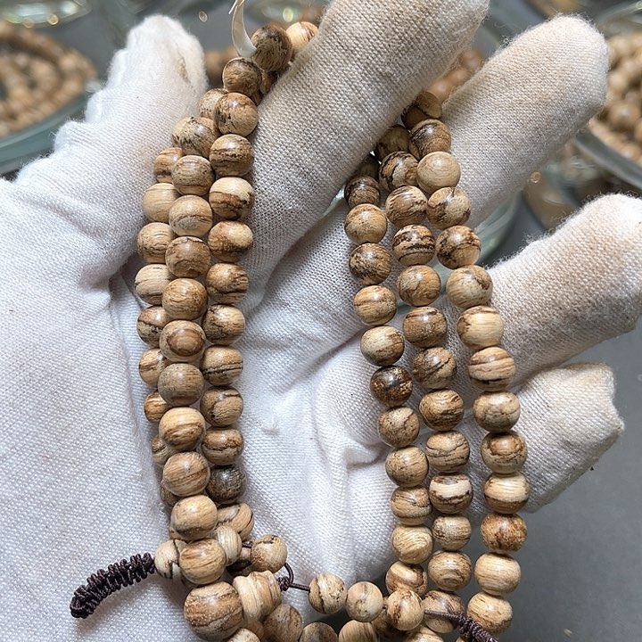 沉香手串芽庄虎斑虫漏6mm多11克➕