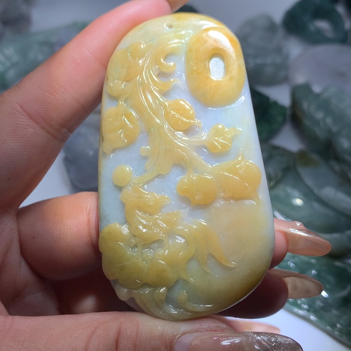 翡翠未镶嵌颈饰保真天然A货翡翠