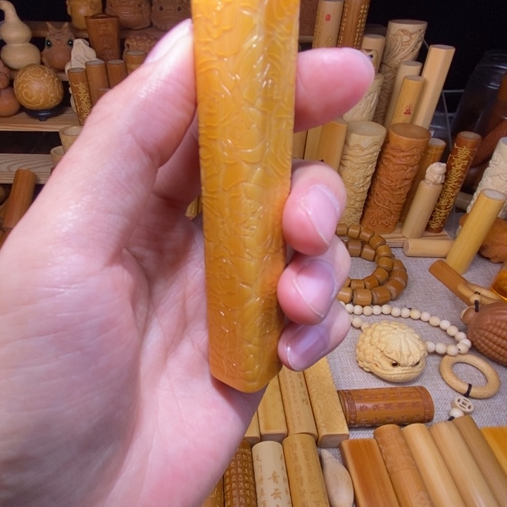 故****竹黄皮方料满雕玫瑰花