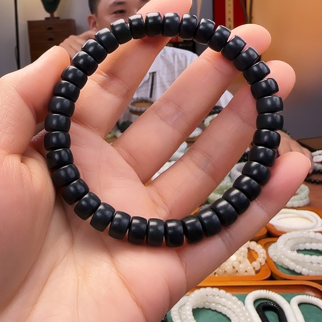 未镶嵌手链和田玉