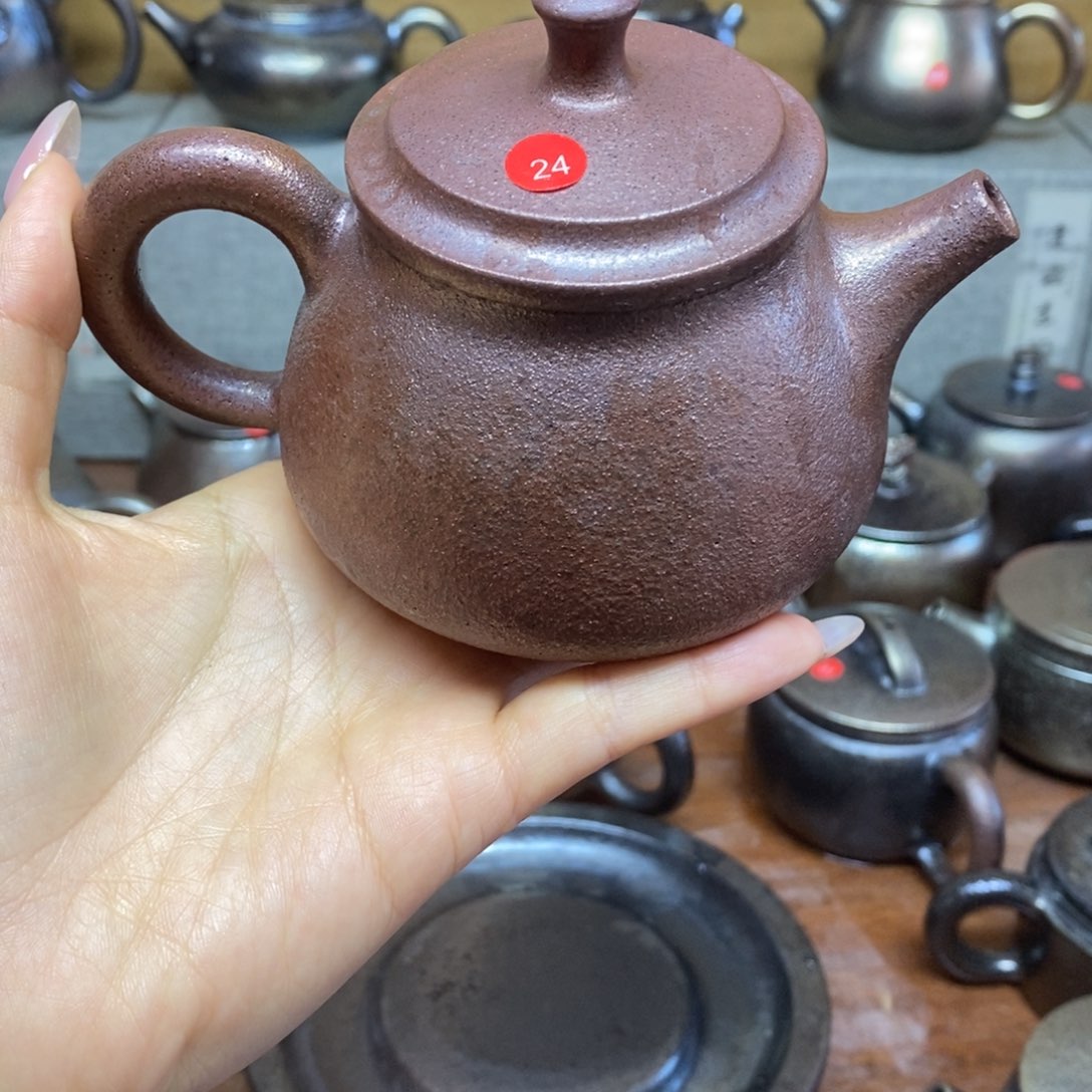 云南建水紫陶柴烧特价壶