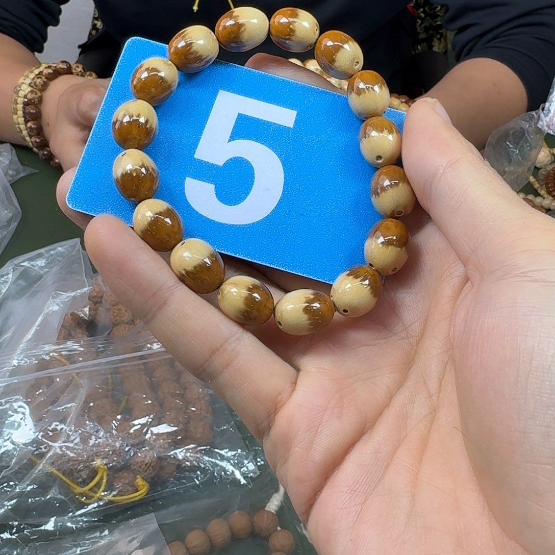 吊坠紫金鼠花皮鼠13左右尺寸。5