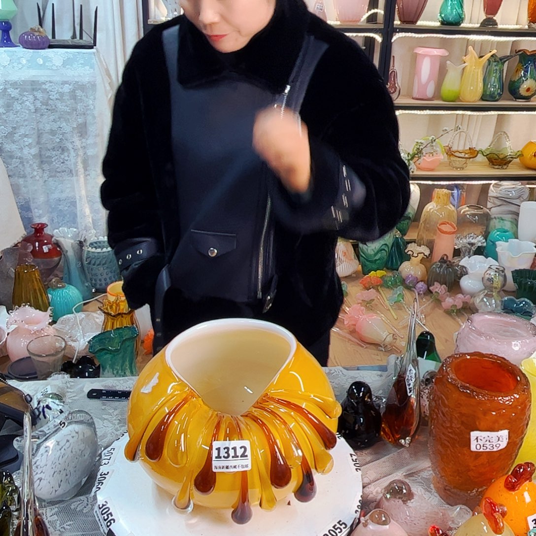 王***咪1312 家悦美居琉璃摆件