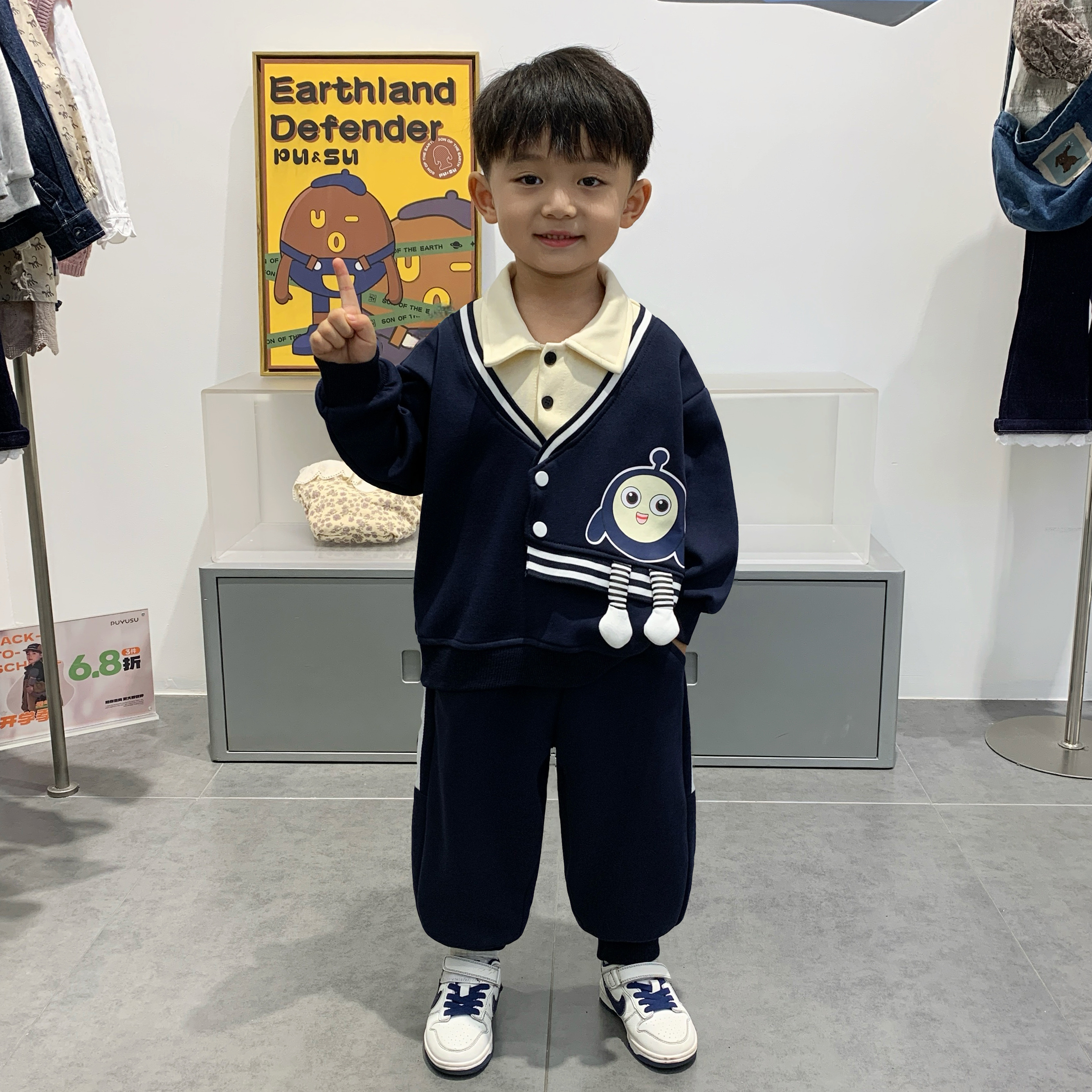 男童秋装套装2025新款儿童春秋季洋气宝宝休闲衣服男孩卡通两件套